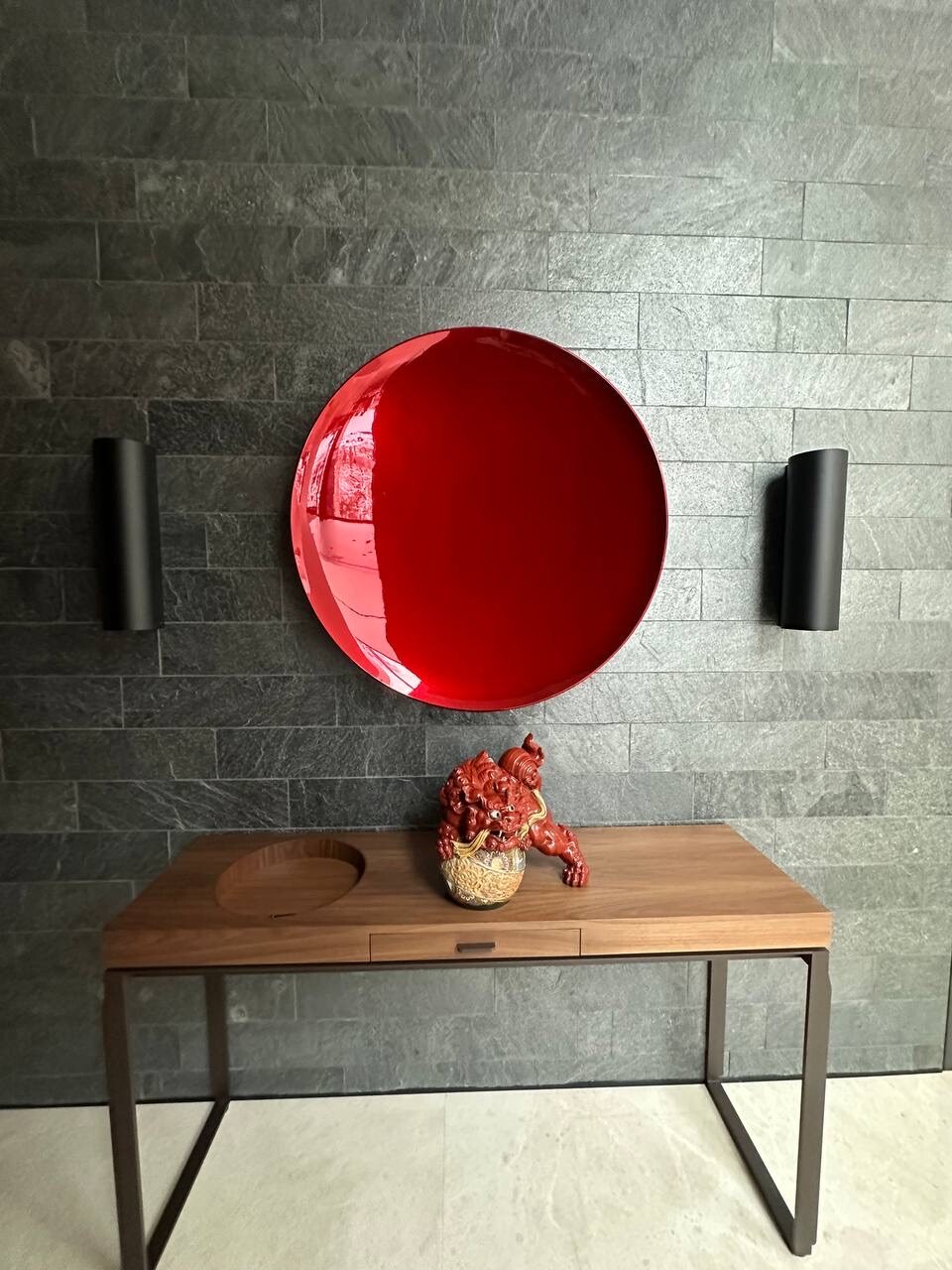 Зеркало круглое из стали для интерьера